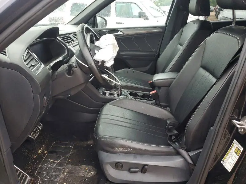 2022 VOLKSWAGEN TIGUAN SE R-LINE BLACK  
