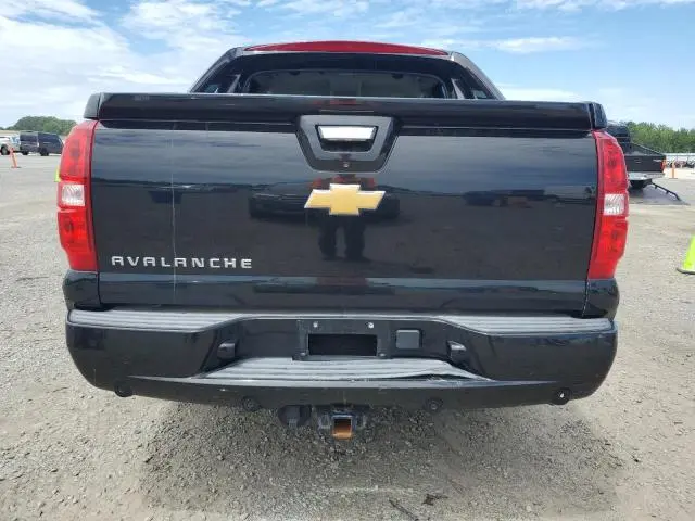 2013 CHEVROLET AVALANCHE LS  