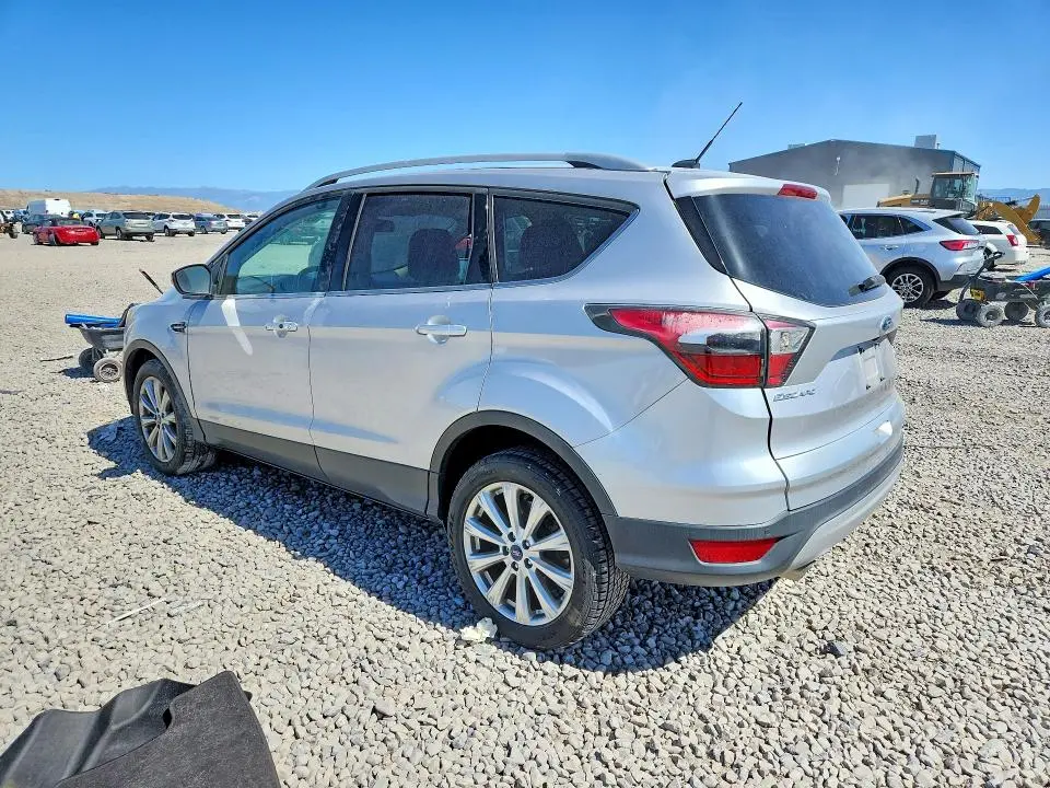 2017 FORD ESCAPE TITANIUM  