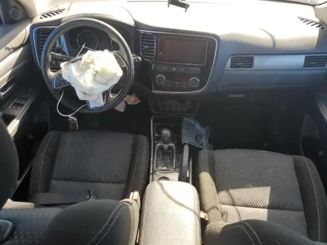 2018 MITSUBISHI OUTLANDER SE