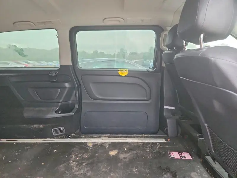2018 MERCEDES-BENZ METRIS   