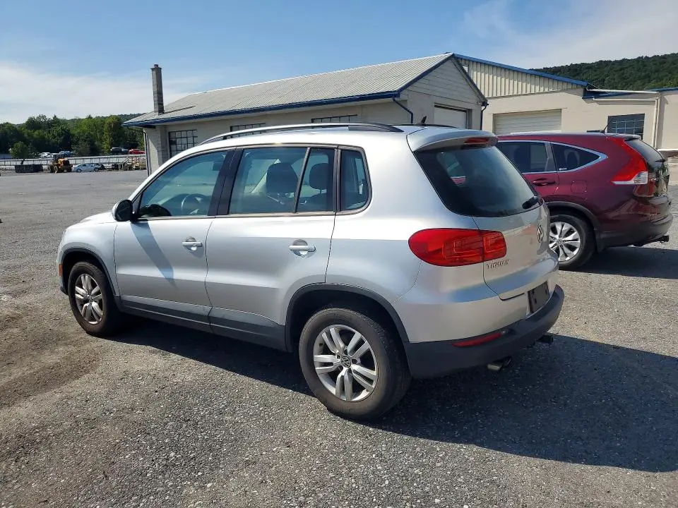 2016 VOLKSWAGEN TIGUAN S  