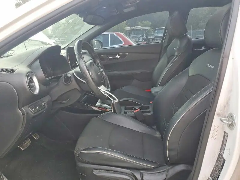 2023 KIA FORTE GT LINE  
