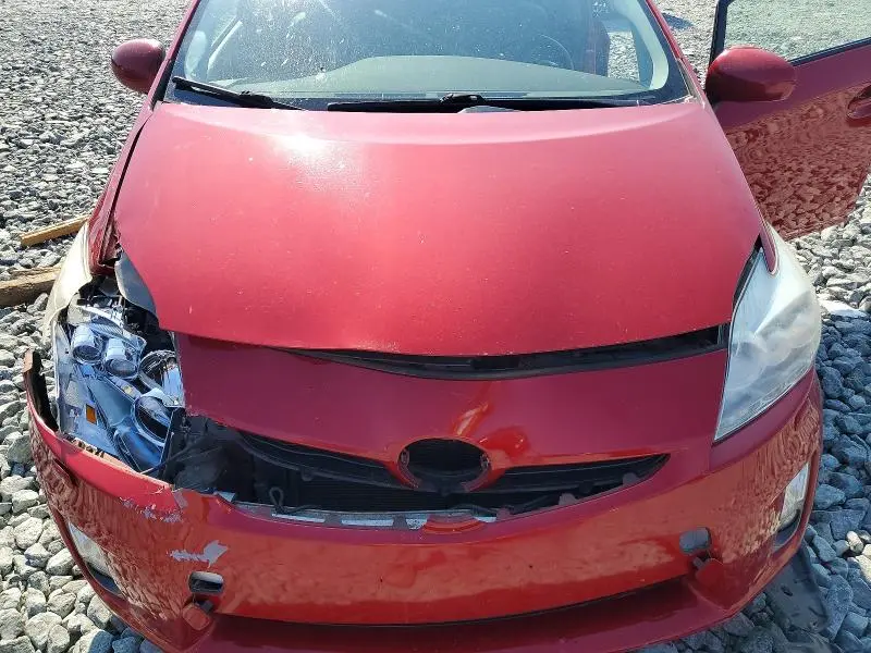 2010 TOYOTA PRIUS V  