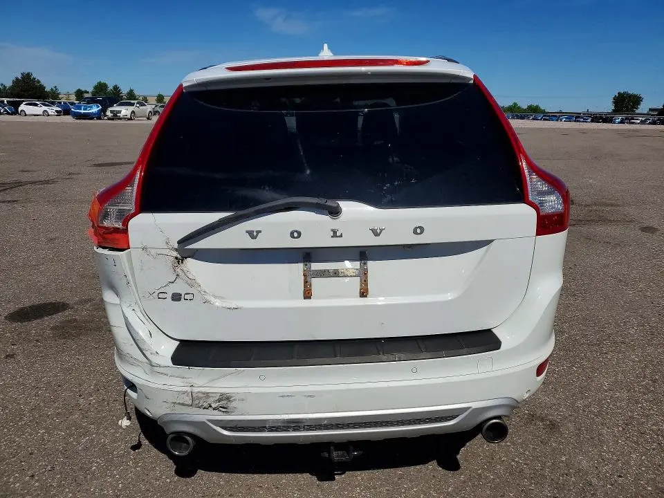 2011 VOLVO XC60 3.2  
