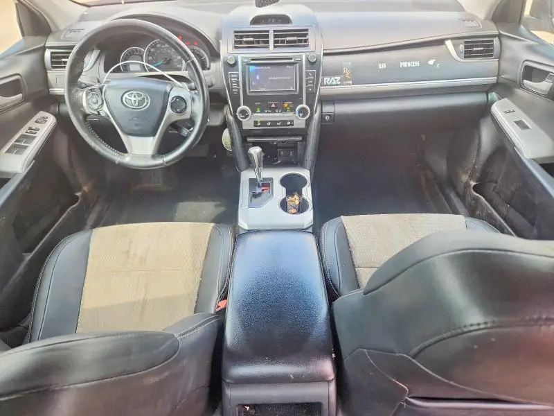 2013 TOYOTA CAMRY SE  