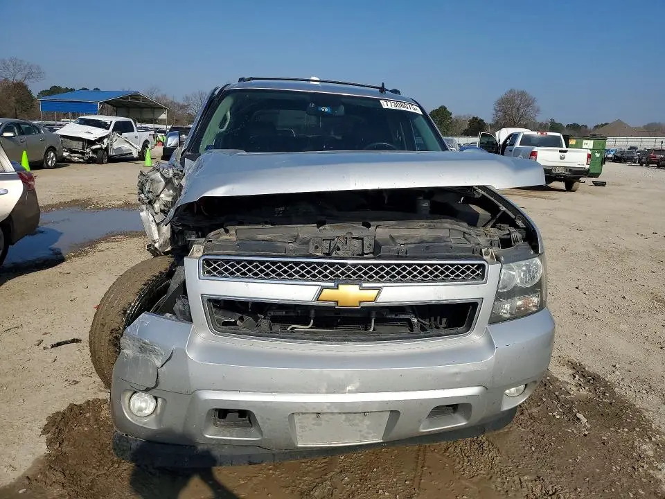 2013 CHEVROLET AVALANCHE LT  
