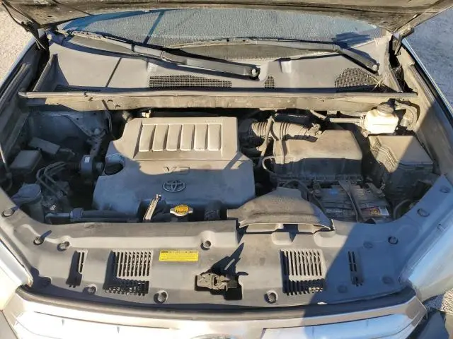 2011 TOYOTA HIGHLANDER LIMITED  