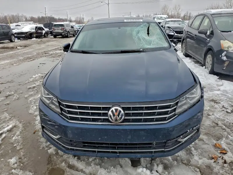 2019 VOLKSWAGEN PASSAT WOLFSBURG  