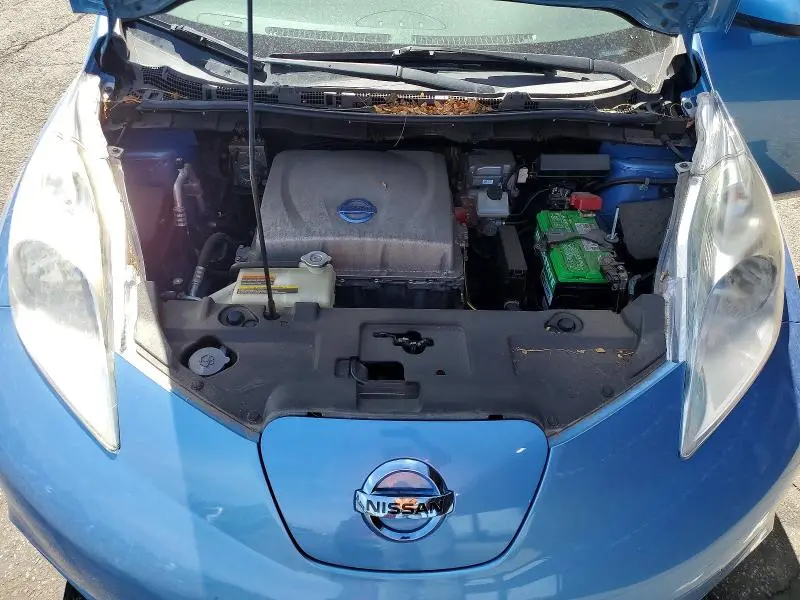 2014 NISSAN LEAF S  