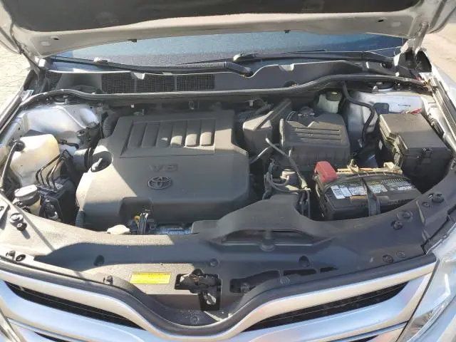 2013 TOYOTA VENZA LE  