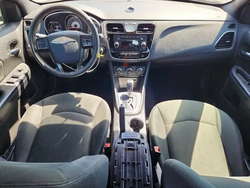 2012 CHRYSLER 200 LX  