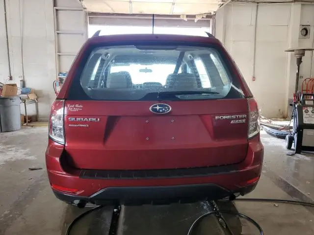 2010 SUBARU FORESTER XS  