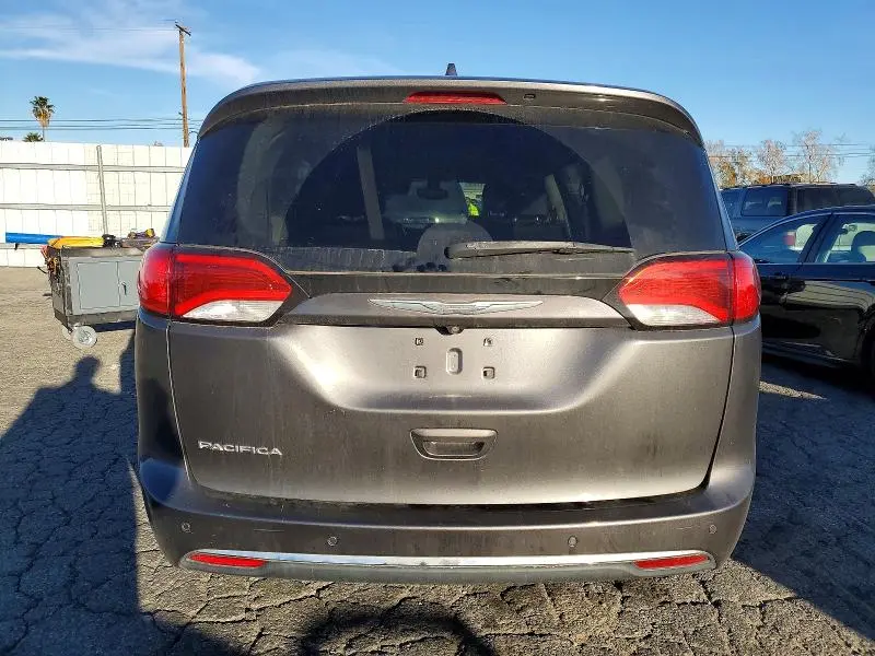 2017 CHRYSLER PACIFICA TOURING L  