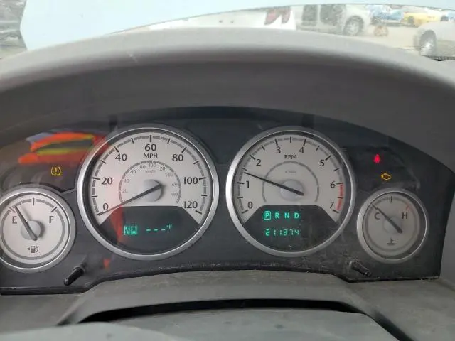 2010 CHRYSLER TOWN & COUNTRY TOURING  