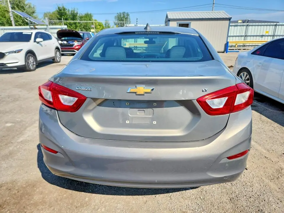 2017 CHEVROLET CRUZE LT  