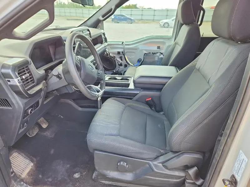 2024 FORD F150 STX  