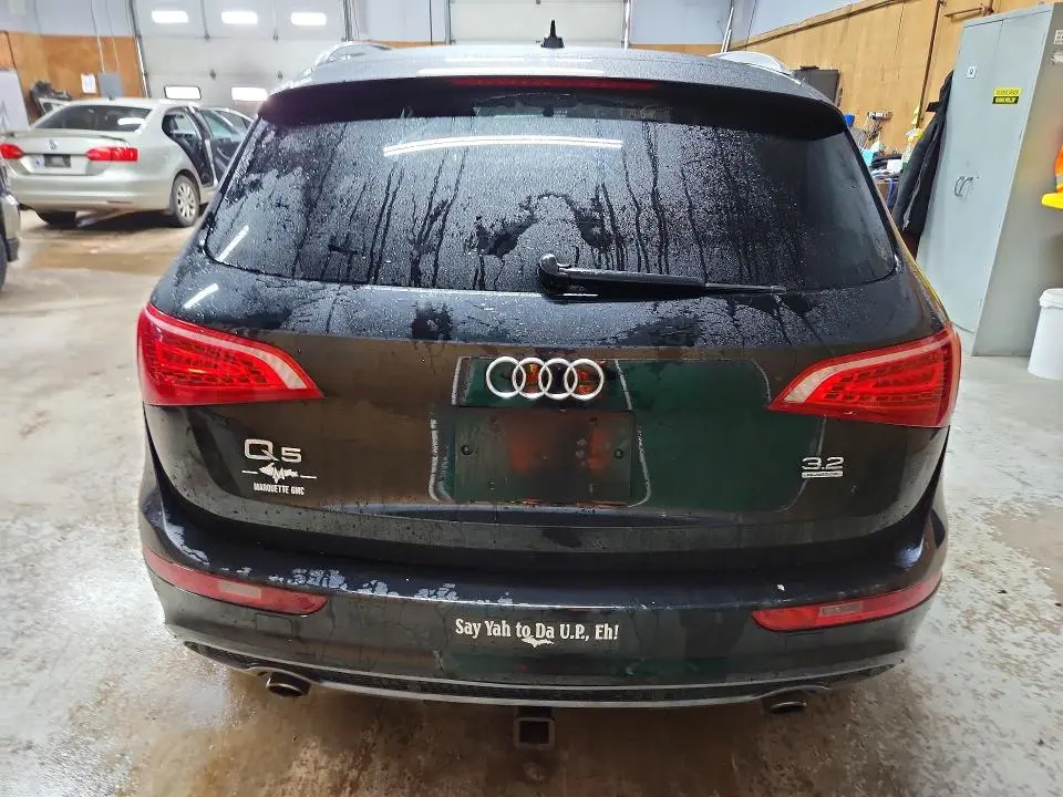 2010 AUDI Q5 PRESTIGE  
