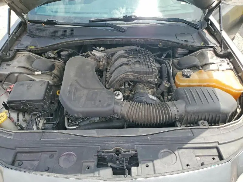 2011 CHRYSLER 300 LIMITED  