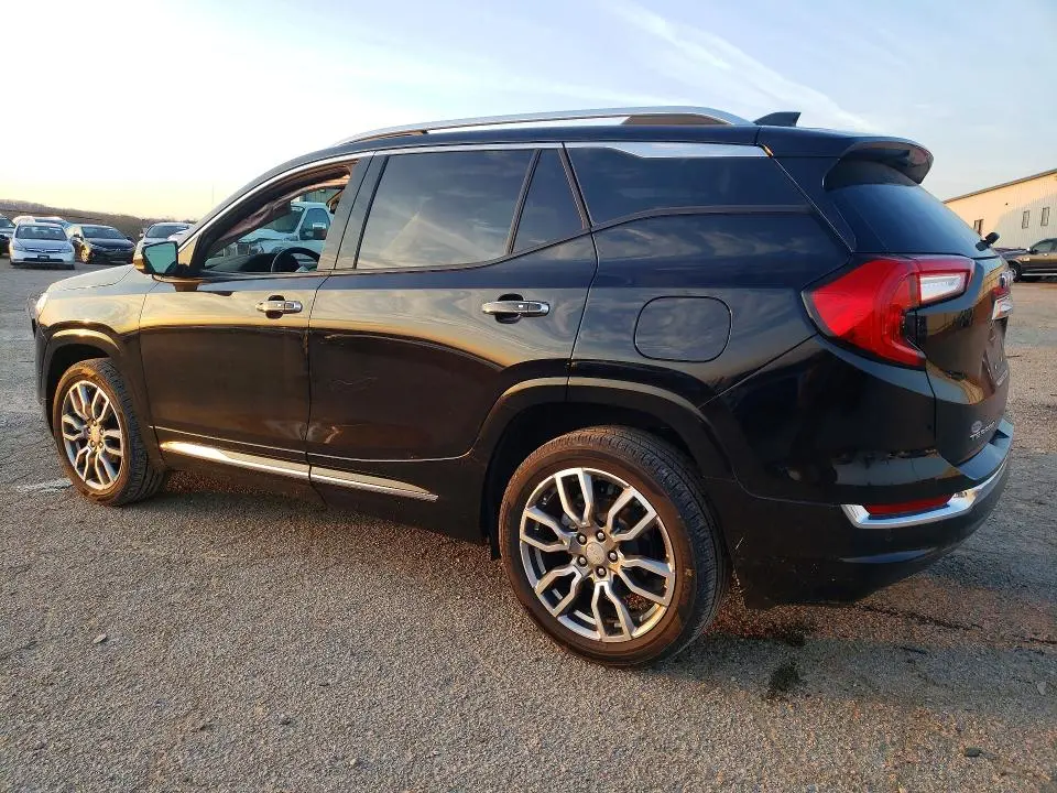 2024 GMC TERRAIN DENALI  