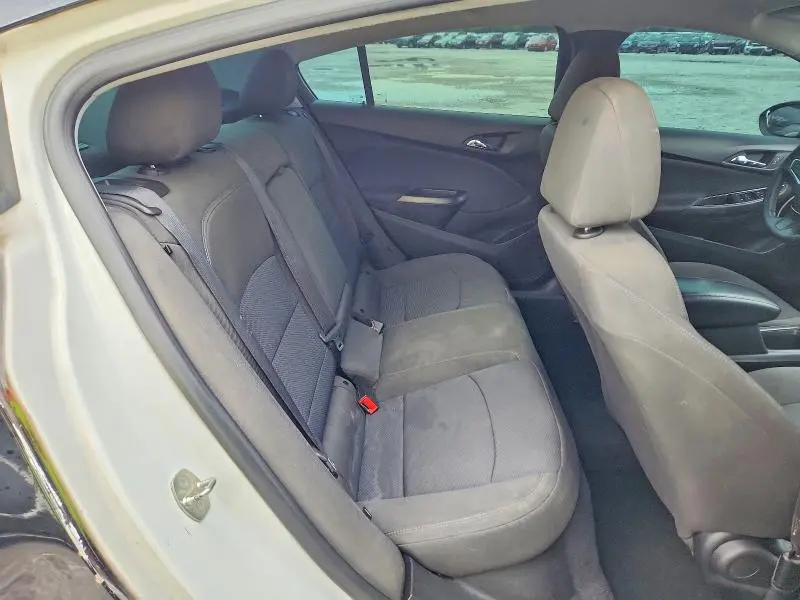 2019 CHEVROLET CRUZE LT  
