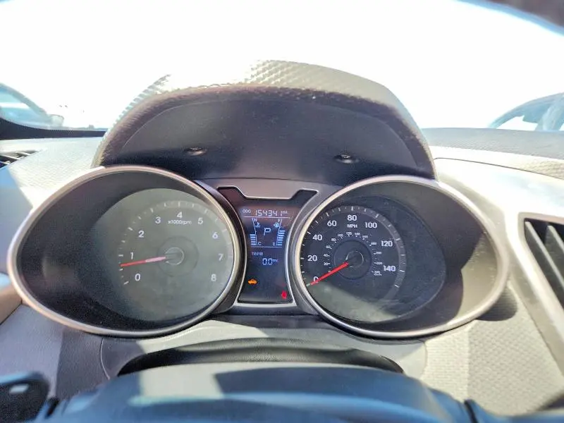2012 HYUNDAI VELOSTER BASE  