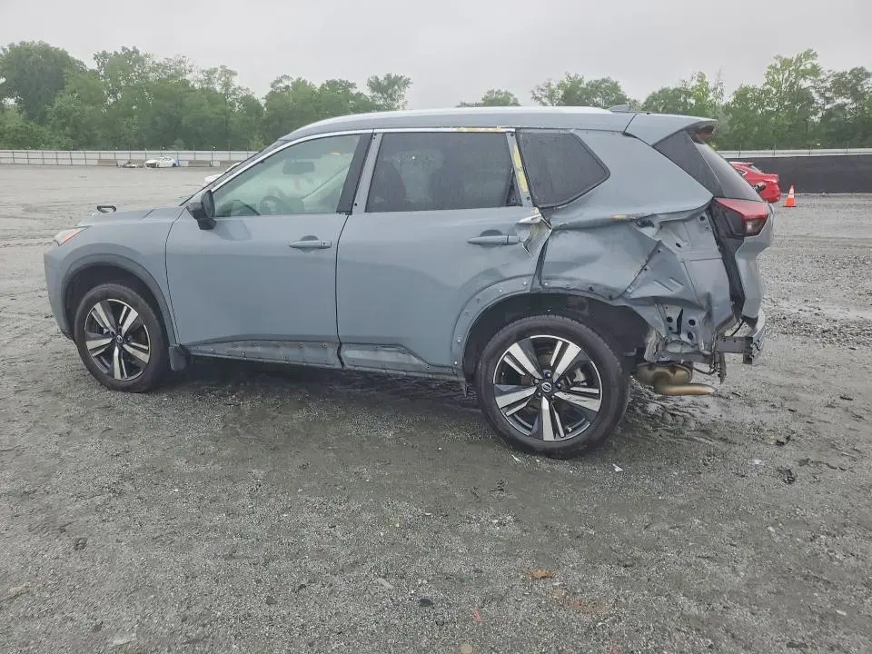 2021 NISSAN ROGUE SL  