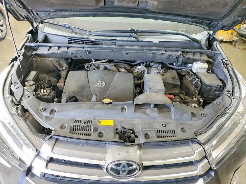 2017 TOYOTA HIGHLANDER LIMITED  