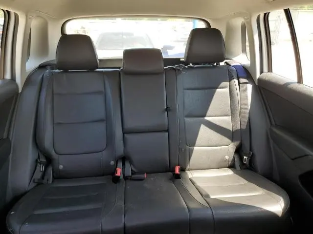 2016 VOLKSWAGEN TIGUAN S  