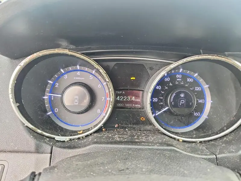 2011 HYUNDAI SONATA GLS  