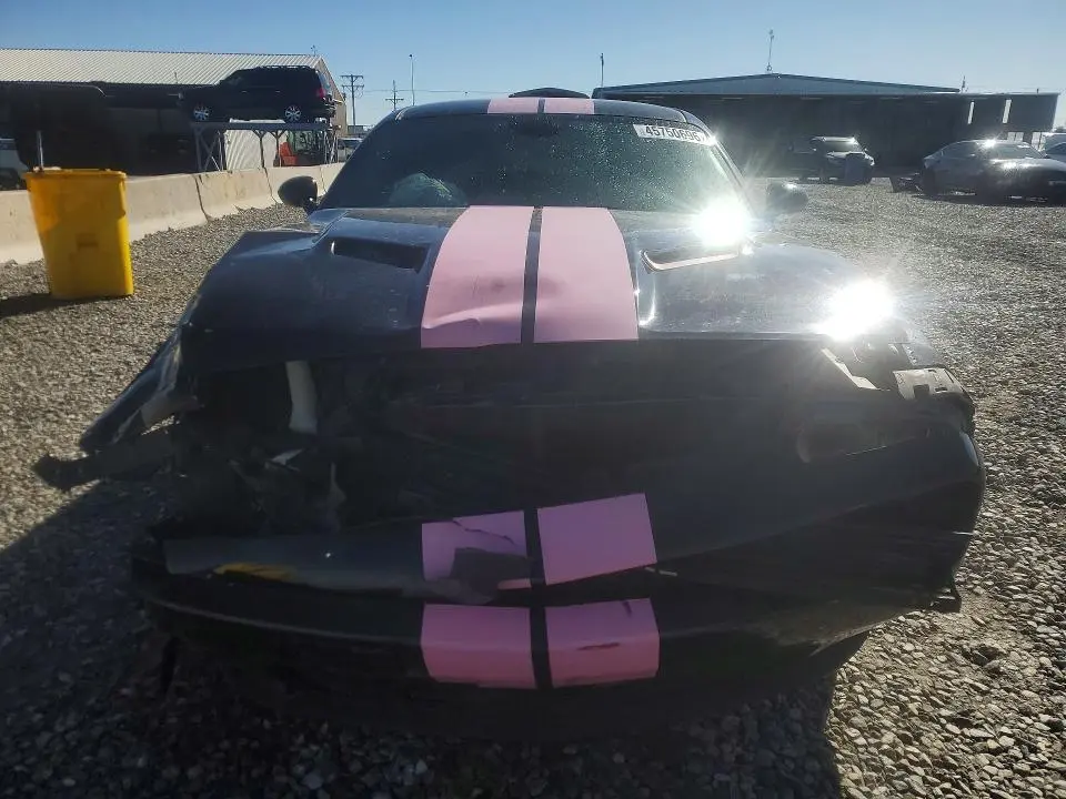 2016 DODGE CHALLENGER SXT  