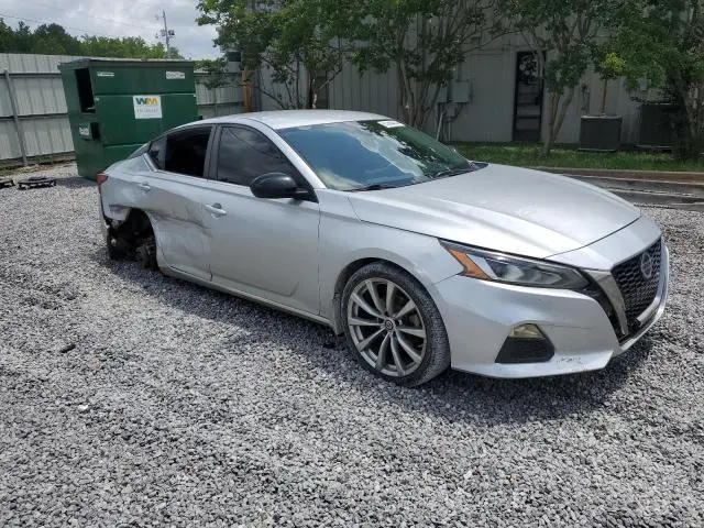 2020 NISSAN ALTIMA SR  