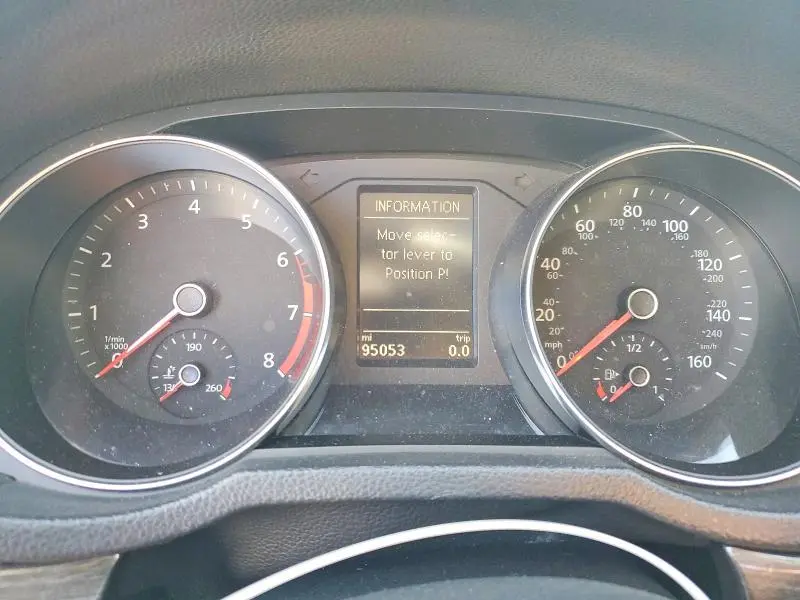 2017 VOLKSWAGEN PASSAT SE  