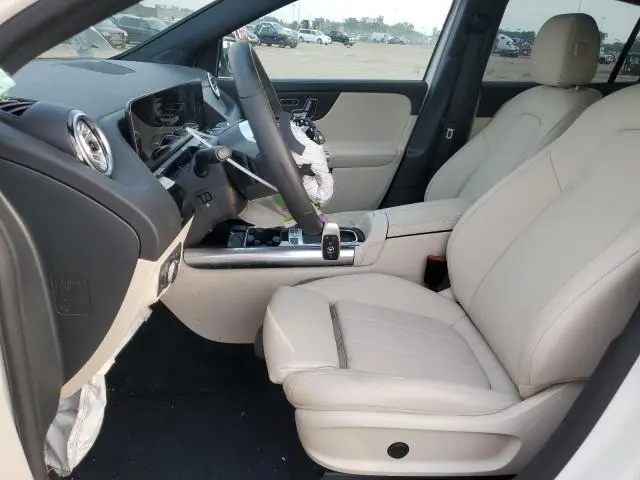 2025 MERCEDES-BENZ GLA 250 4MATIC  