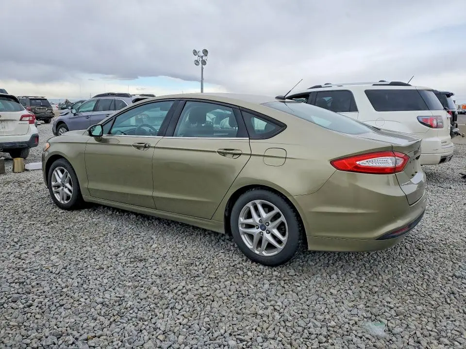 2013 FORD FUSION SE  