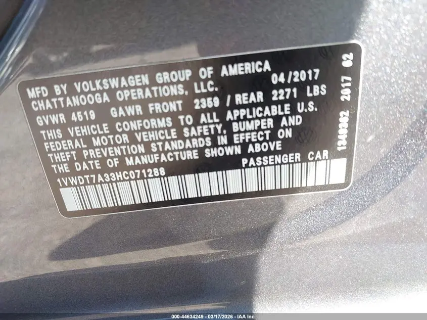 2017 VOLKSWAGEN PASSAT 1.8T R-LINE