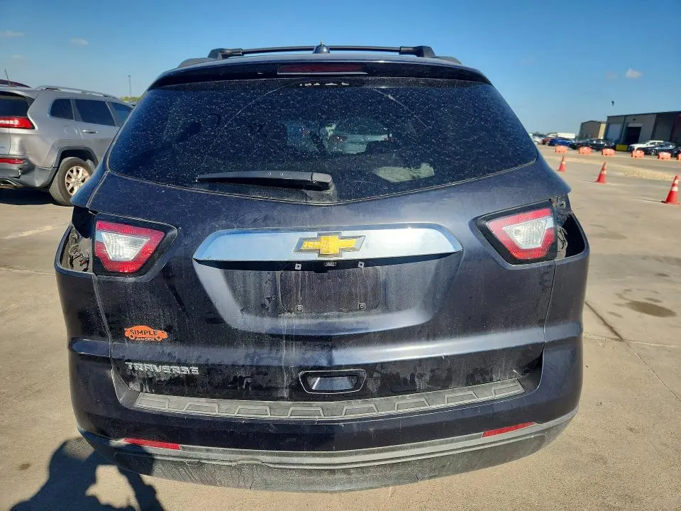 2017 CHEVROLET TRAVERSE LS  