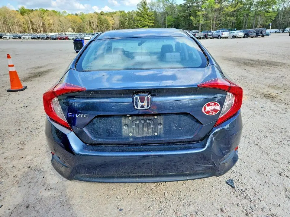 2018 HONDA CIVIC LX  