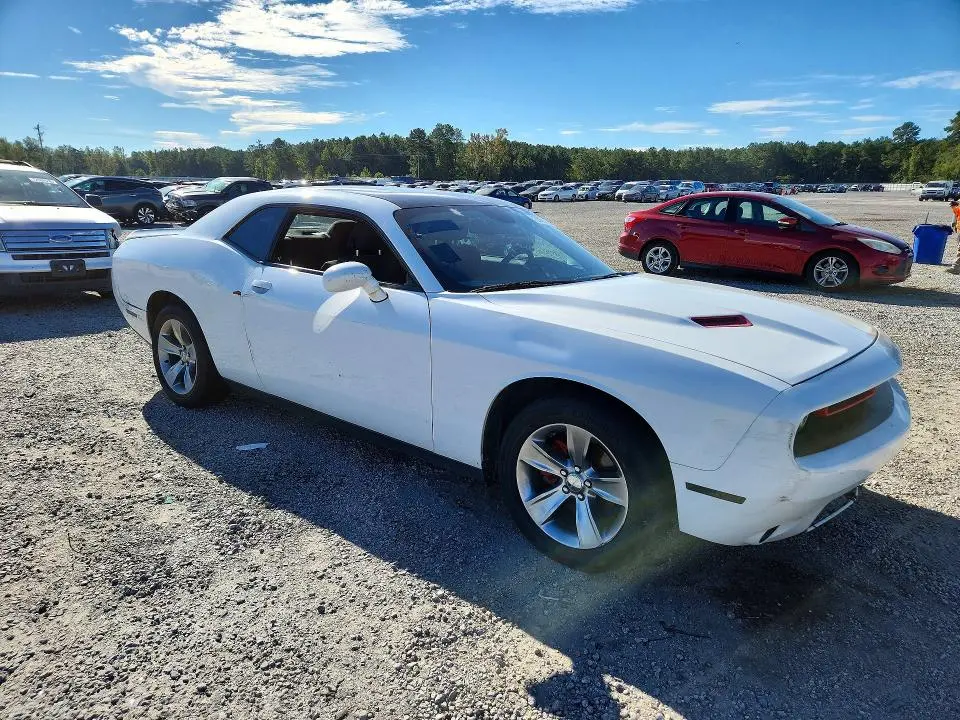 2019 DODGE CHALLENGER SXT  
