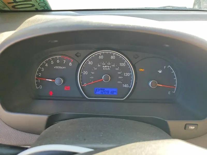 2010 HYUNDAI ELANTRA GLS  