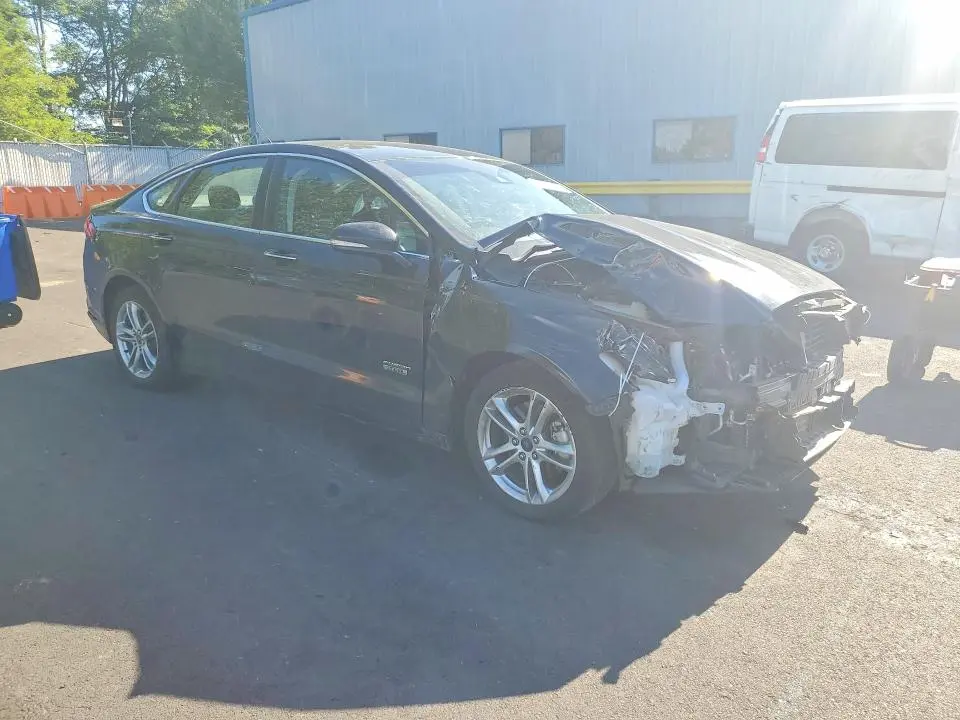 2016 FORD FUSION TITANIUM PHEV  