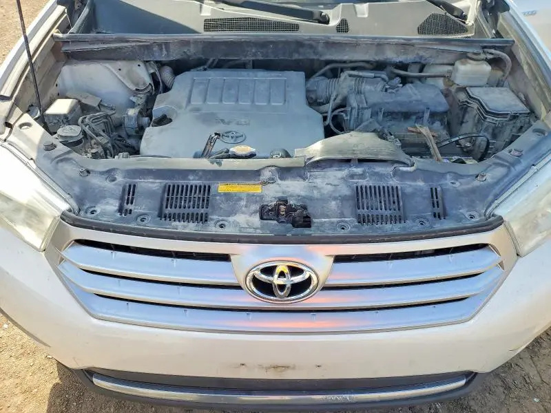 2012 TOYOTA HIGHLANDER LIMITED  