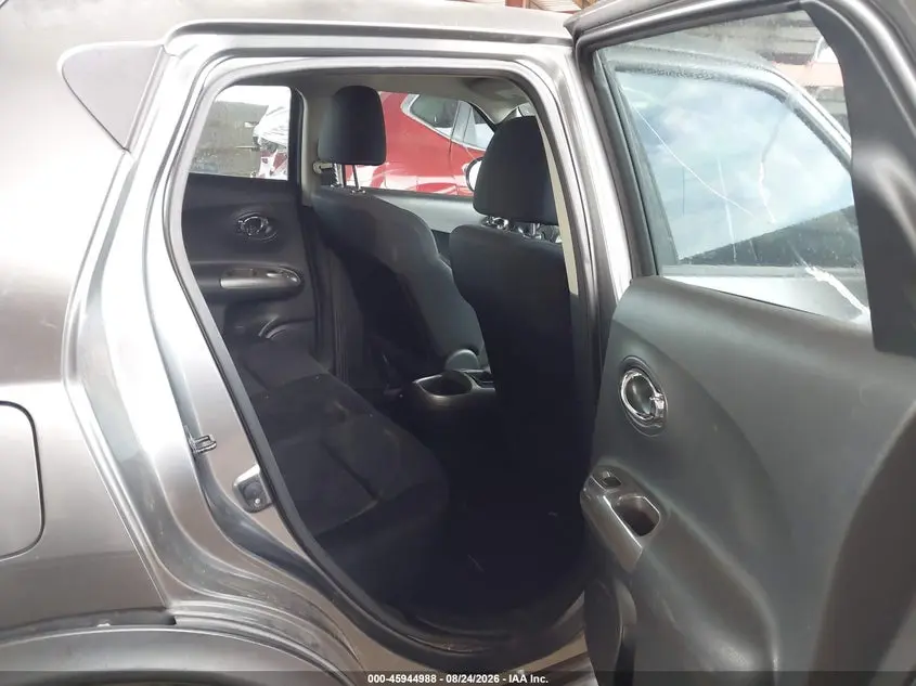 2013 NISSAN JUKE S