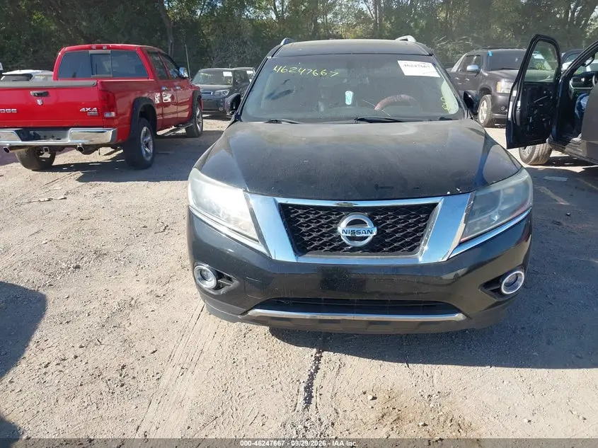 2013 NISSAN PATHFINDER PLATINUM