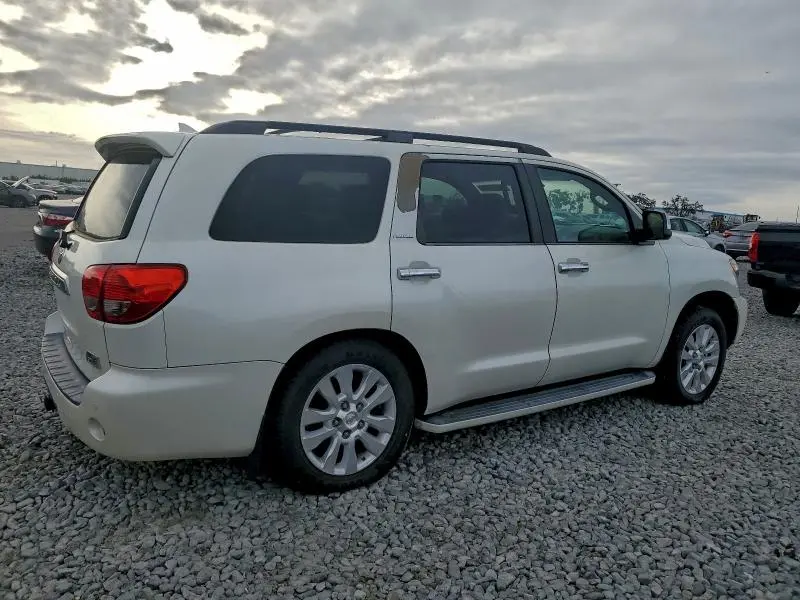 2013 TOYOTA SEQUOIA PLATINUM  