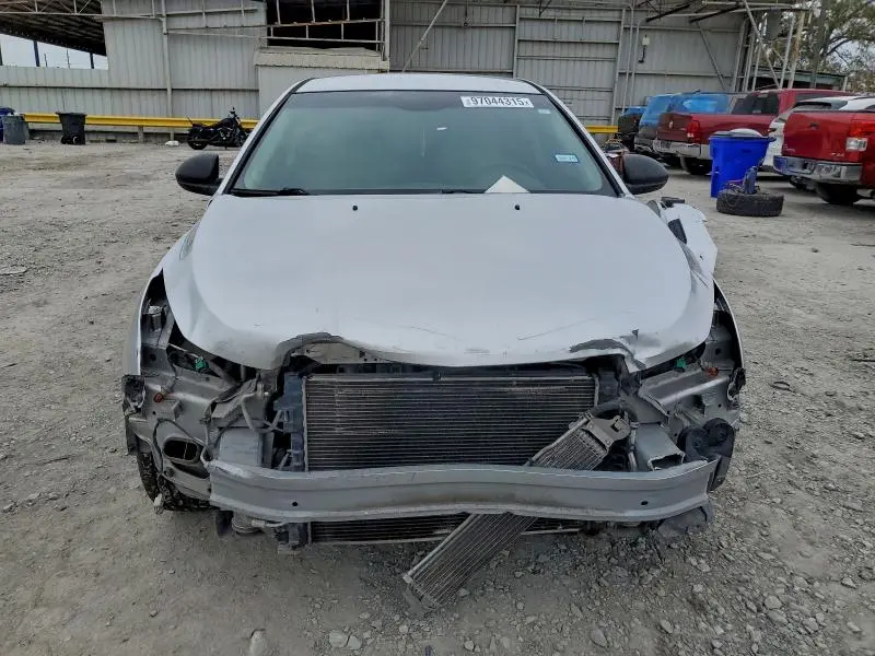 2013 CHEVROLET CRUZE LS  