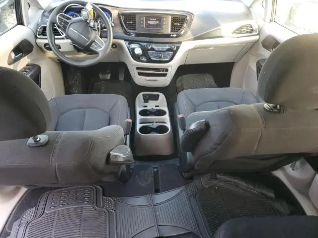 2017 CHRYSLER PACIFICA LX  