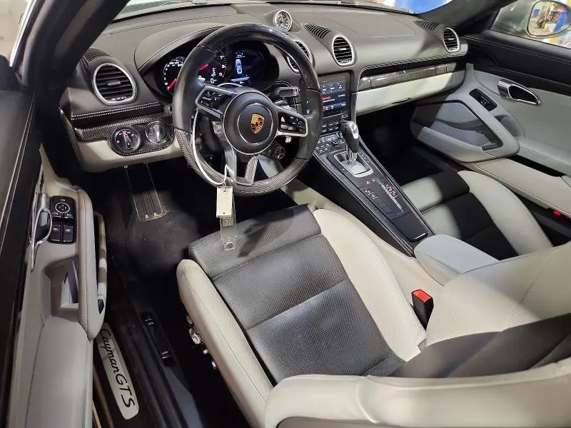2021 PORSCHE CAYMAN GTS  