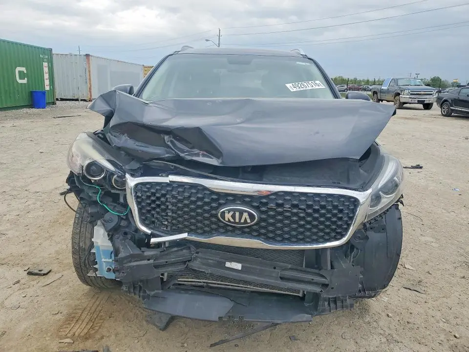 2017 KIA SORENTO LX  
