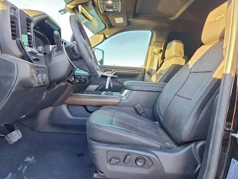 2025 CHEVROLET SILVERADO K2500 HIGH COUNTRY  